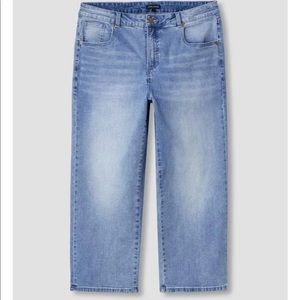 💥Universal Standard Crop Jeans💥